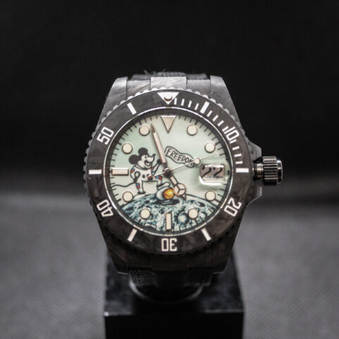 Free Willie carbon watches